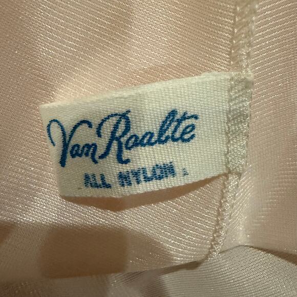 Vintage Van Raalte Babydoll Nightgown Women size 36 Nylon Gown Pink Coquette 60s - Picture 3 of 11